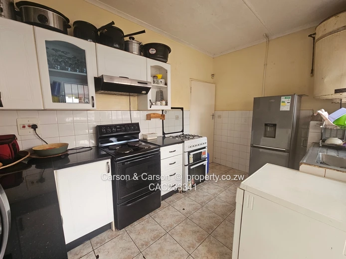 Garden flat close to all amenities 