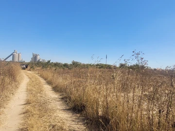 Commercial & Industrial Land