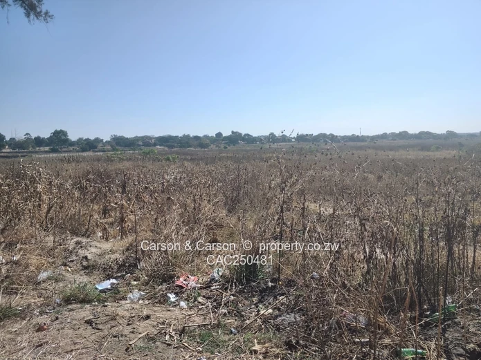 2000 m² Commercial/Industrial Land — Chitungwiza Main Road