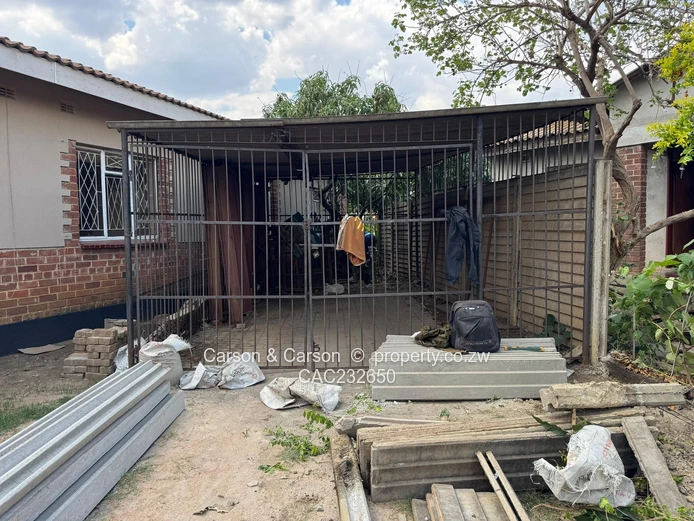 House to rent in Glen View 3