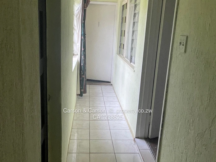 Strategically positioned Oldie house for sale 