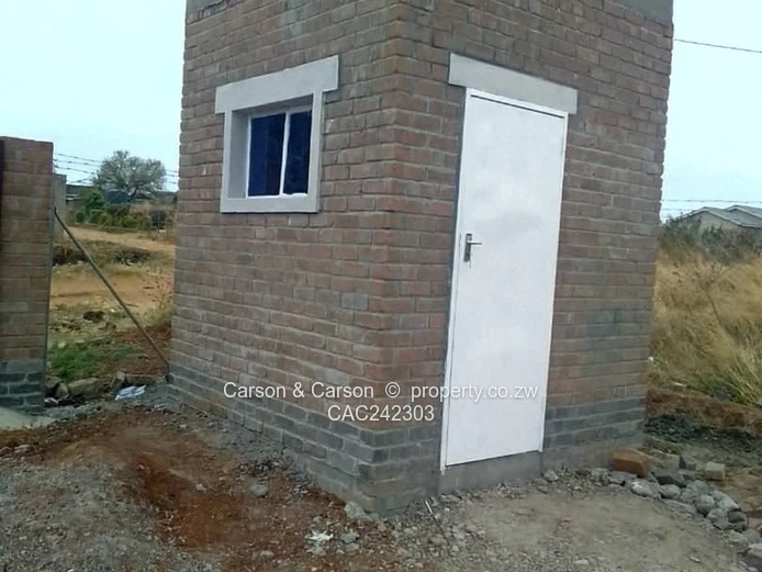 Neat 2 beds cottage for sale 